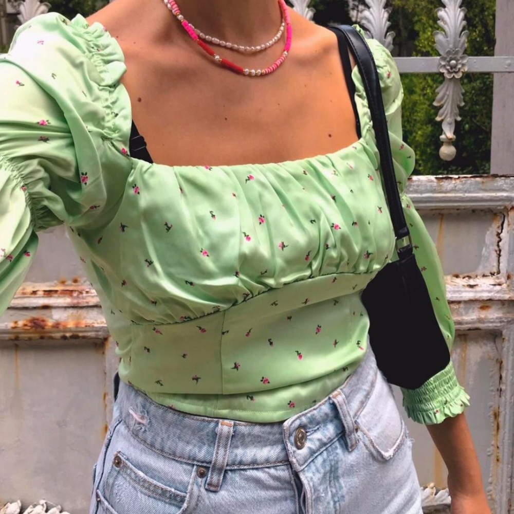 NWT H&M Satin floral Puff sleeves shirt